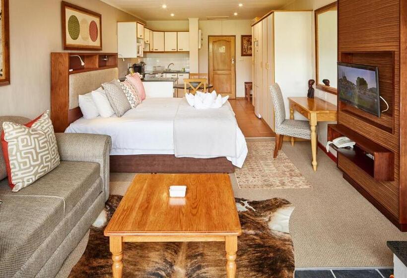 חדר סטודיו סטנדרד, First Group Bushman S Nek