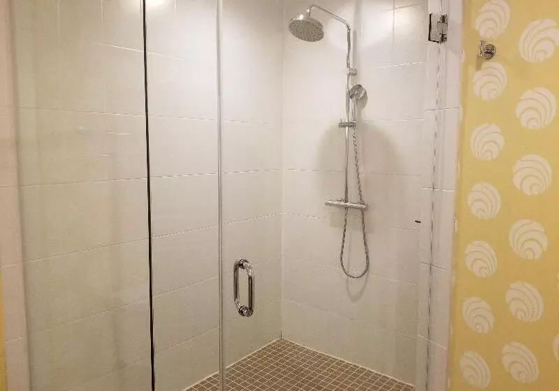 キングサイズベッドのスタンダードルーム, Indigo Pittsburgh East Liberty, An Ihg