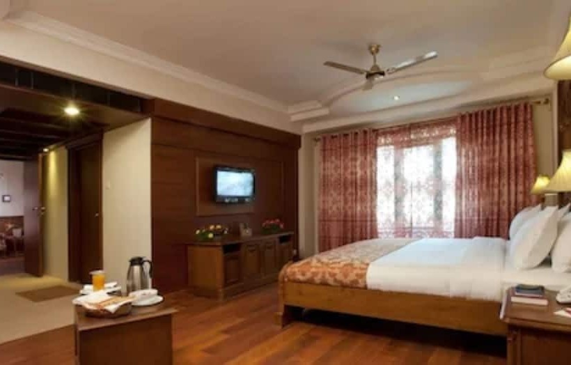 Королевский Люкс, Jc Residency Madurai