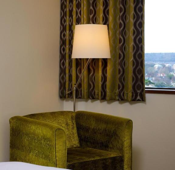 이코노미 룸, The View