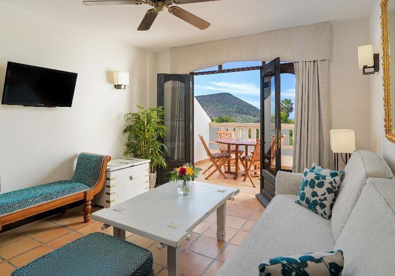 스탠다드 룸 측면 바다 전망, The View