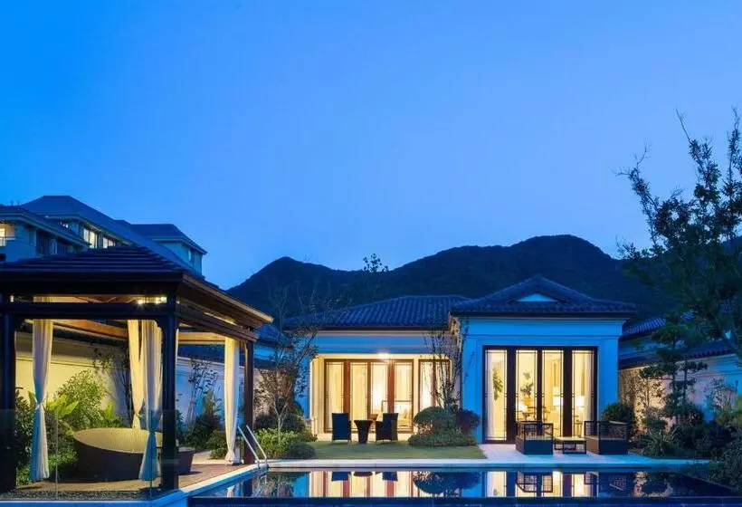 ビラホテル１ベッドルーム, The Westin Zhujiajian Resort, Zhoushan