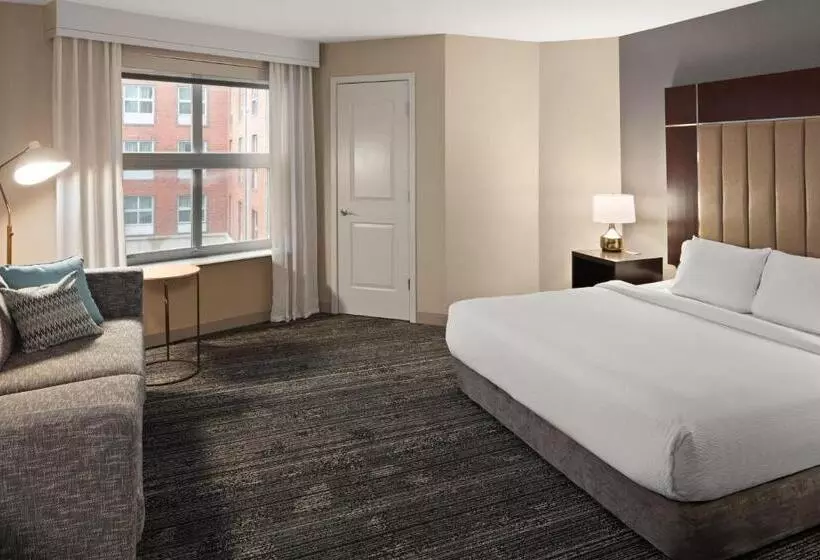 キングサイズベッドのスイートルーム, Towneplace Suites By Marriott Boston Logan Airport/chelsea