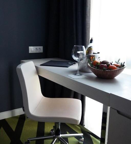 اتاق استاندارد, Workinn