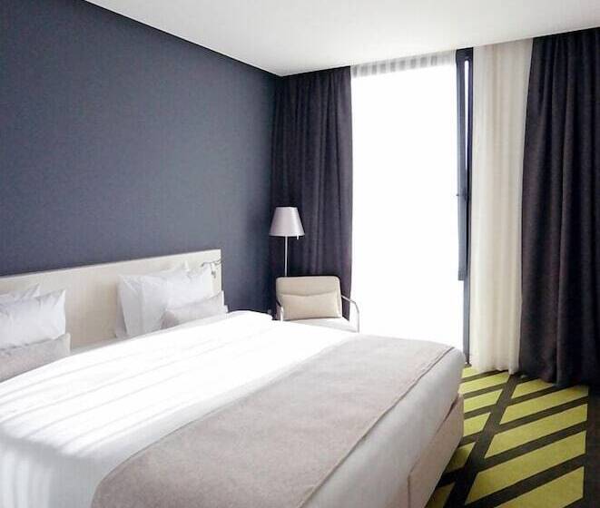 اتاق اجرایی, Workinn