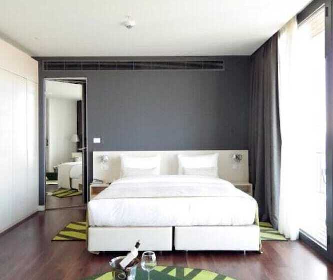 سوئیت پریمیوم, Workinn