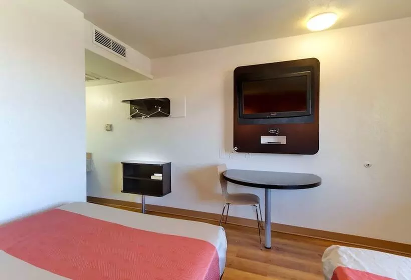 ２ダブルベッドのスタンダードルーム, Motel 6 Capitol Heights, Md   Washington