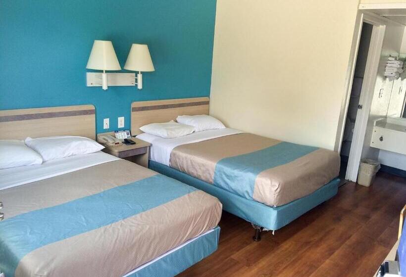 四人标准间, Motel 6 Fredericksburg, Va  North
