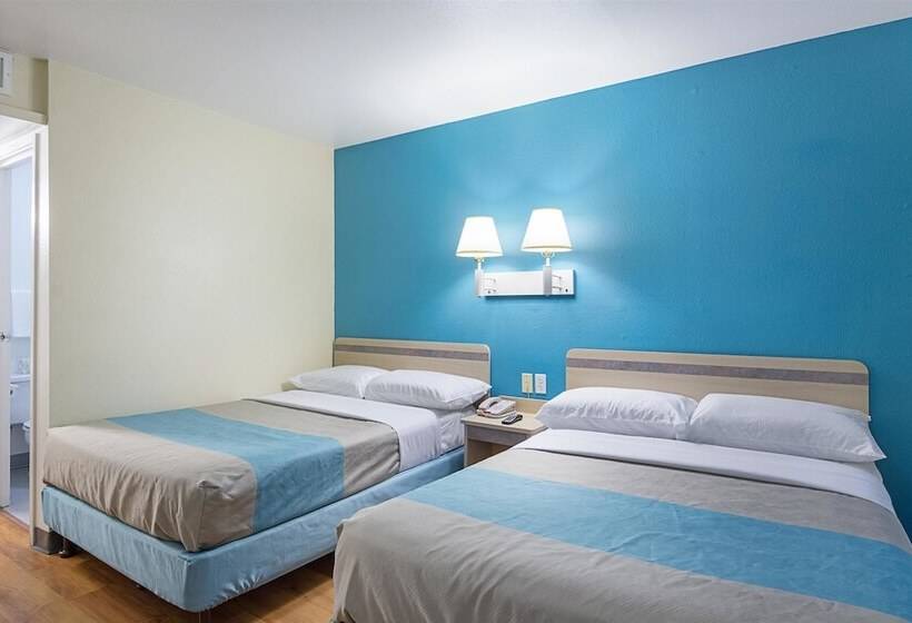 디럭스 룸, Motel 6 Fredericksburg, Va North