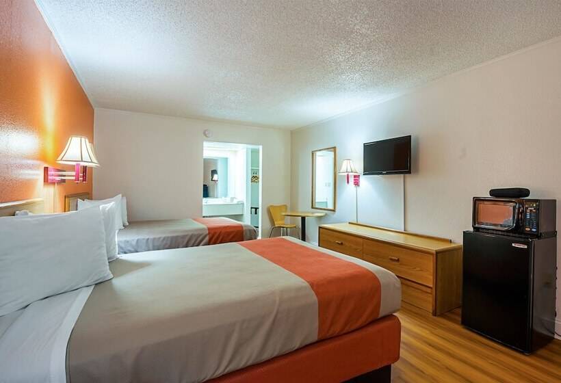 חדר סטנדרט שתי מיטות זוגיות, Motel 6 Perry, Ga