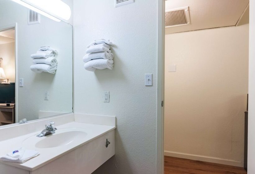 غرفه قياسيه سريرين مزدوجين, Motel 6 Green River, Ut