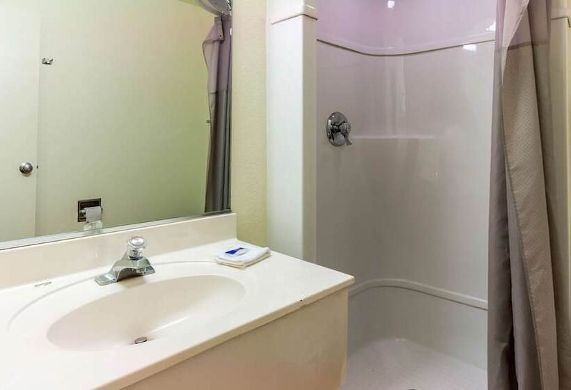 غرفه قياسيه سريرين مزدوجين, Motel 6 Green River, Ut