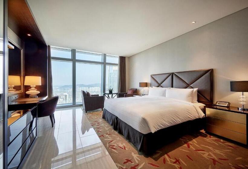 수피리어 스튜디오, Oakwood Premier Incheon