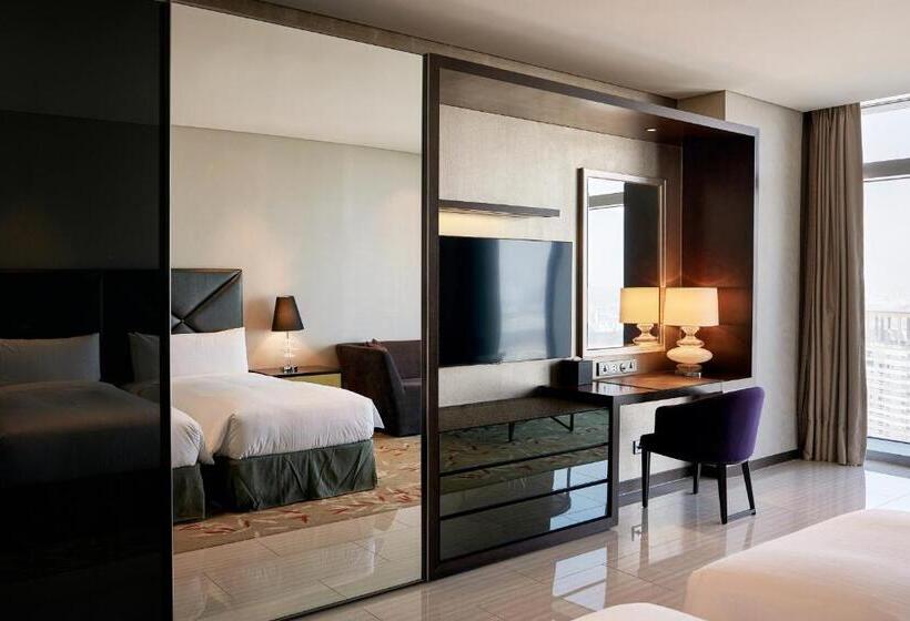 수피리어 스튜디오, Oakwood Premier Incheon