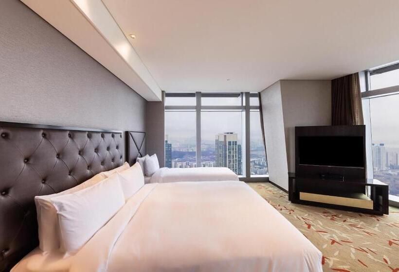 패밀리 스튜디오, Oakwood Premier Incheon