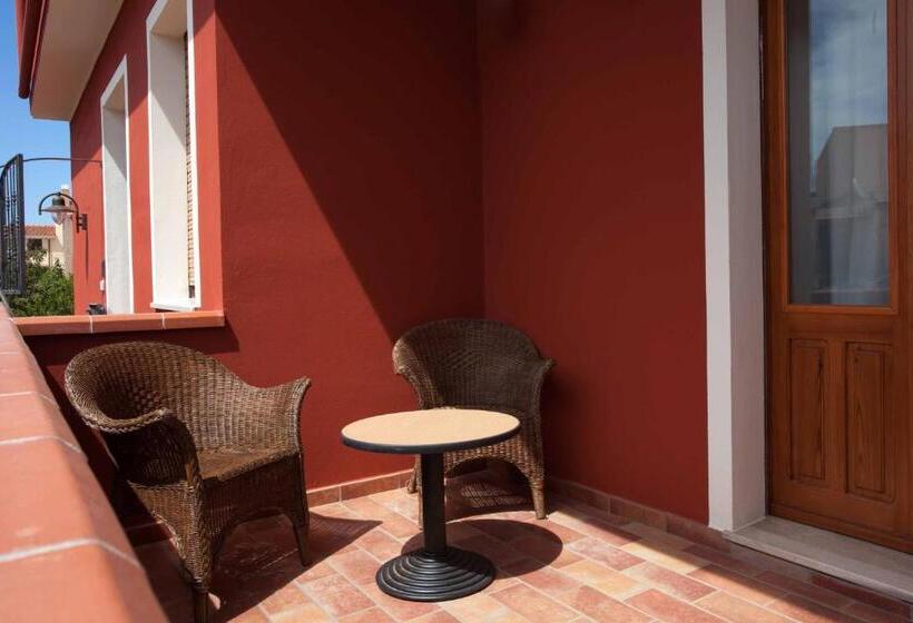 غرفة ديلوكس مزودة بشرفة, Locanda Degli Artisti