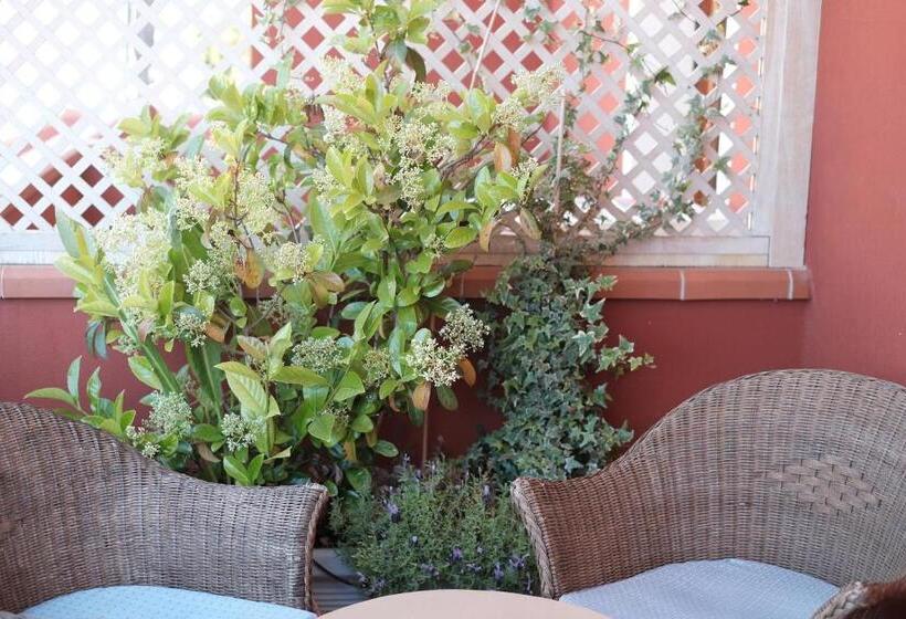 غرفة ديلوكس مزودة بشرفة, Locanda Degli Artisti