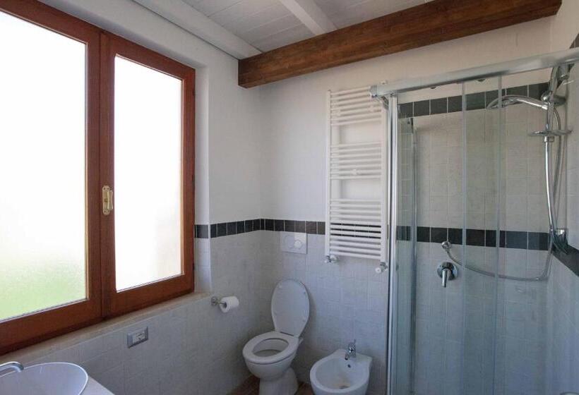 جناح جونيور دوبلكس, Locanda Degli Artisti