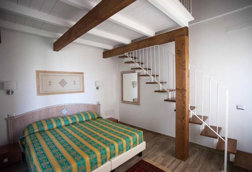 جناح جونيور دوبلكس, Locanda Degli Artisti