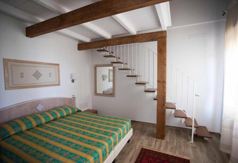 جناح جونيور دوبلكس, Locanda Degli Artisti