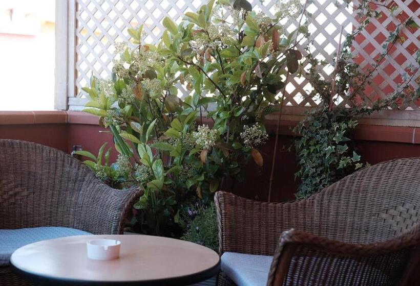 اتاق لوکس با بالکن, Locanda Degli Artisti