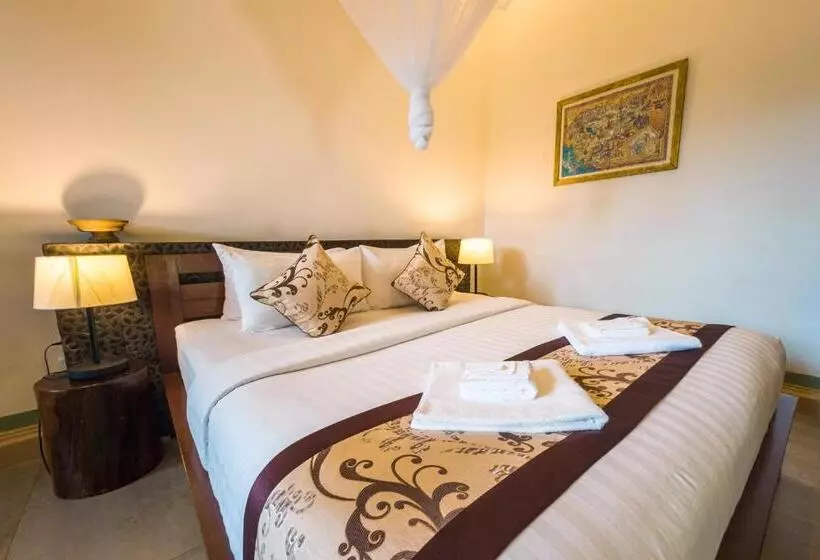 سوییت, Samanea Beach Resort & Spa