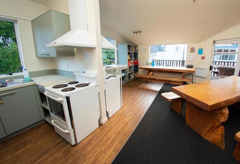 اتاق سوپریور, Haka House Queenstown