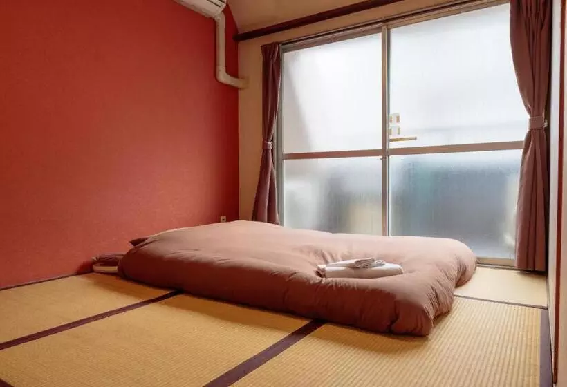 バスルーム共有のシングルスタンダード, Jhoppers Hiroshima Guesthouse