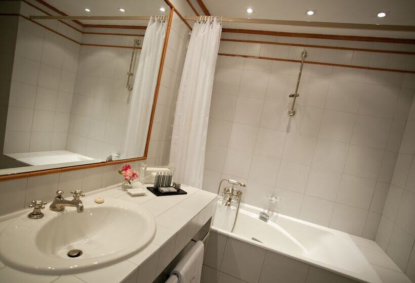 Классический Номер, Château Et Golf De Taulane