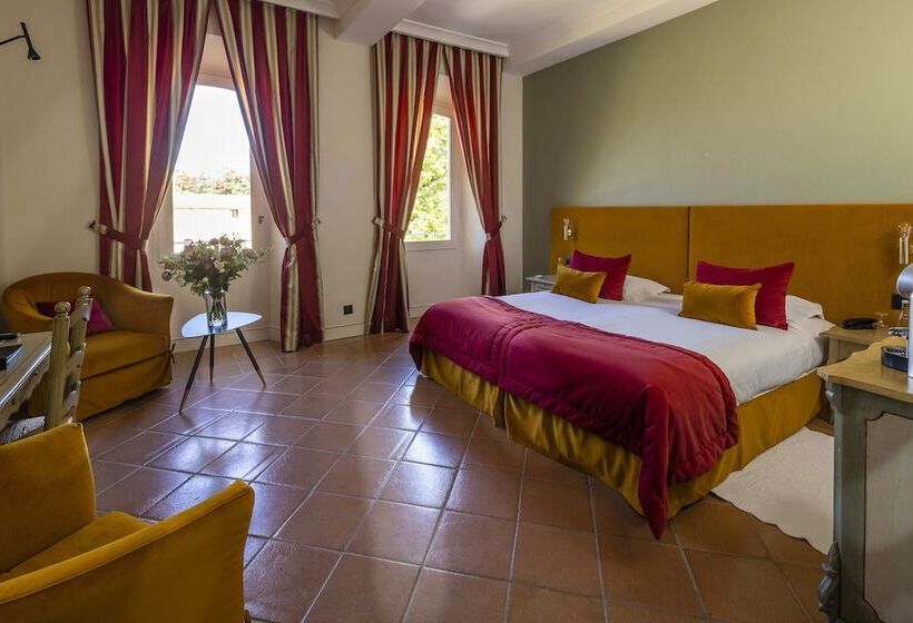 Классический Номер, Château Et Golf De Taulane