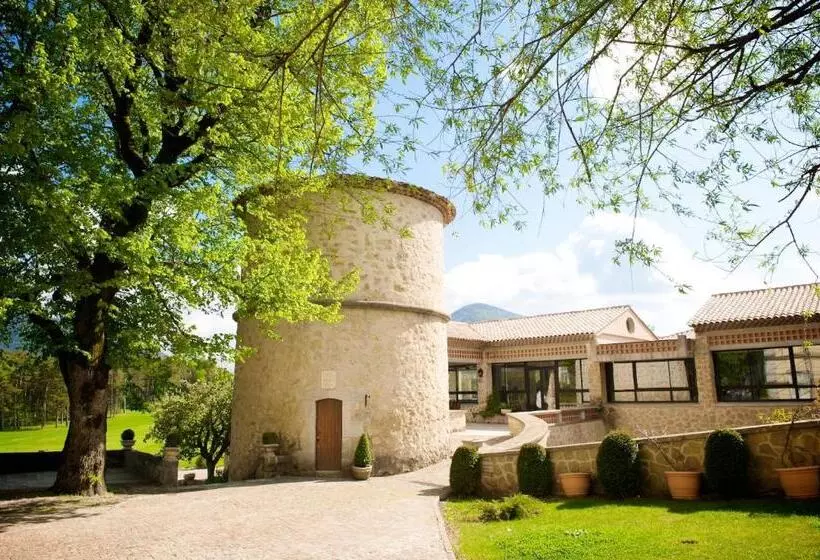メゾネットスイート, Château Et Golf De Taulane