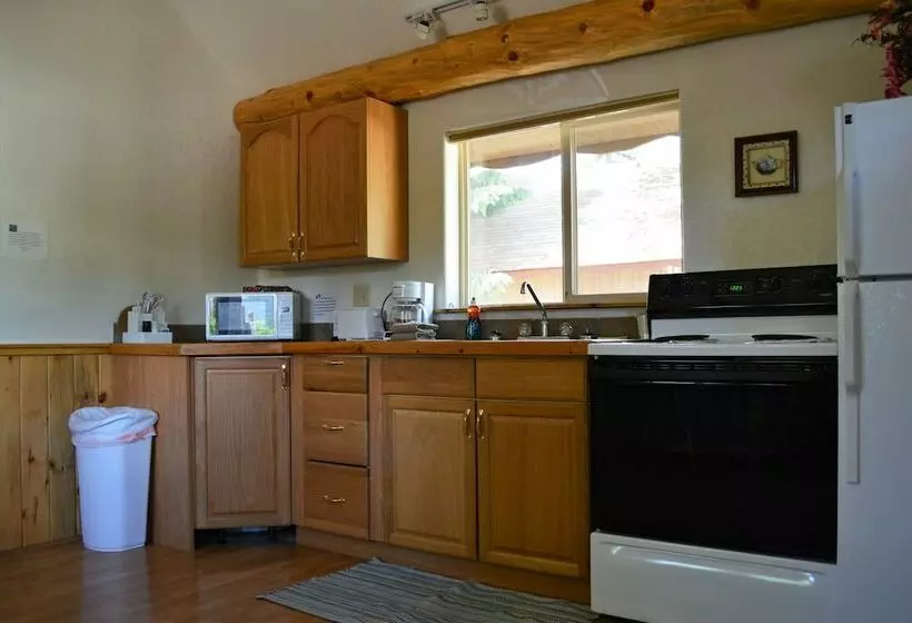 キャビン, Daven Haven Lodge & Cabins
