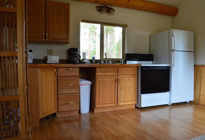 Хижина, Daven Haven Lodge & Cabins