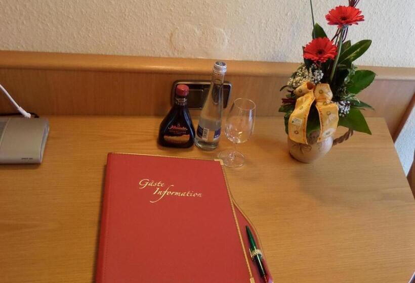 标准间带阳台, Gasthof Blume