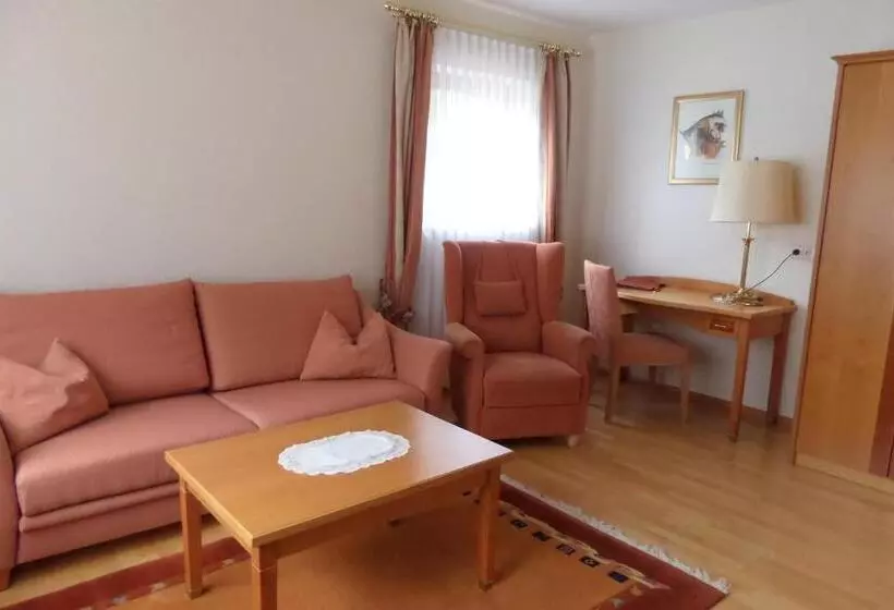 سوئیت خانواده 2 خوابه, Gasthof Blume