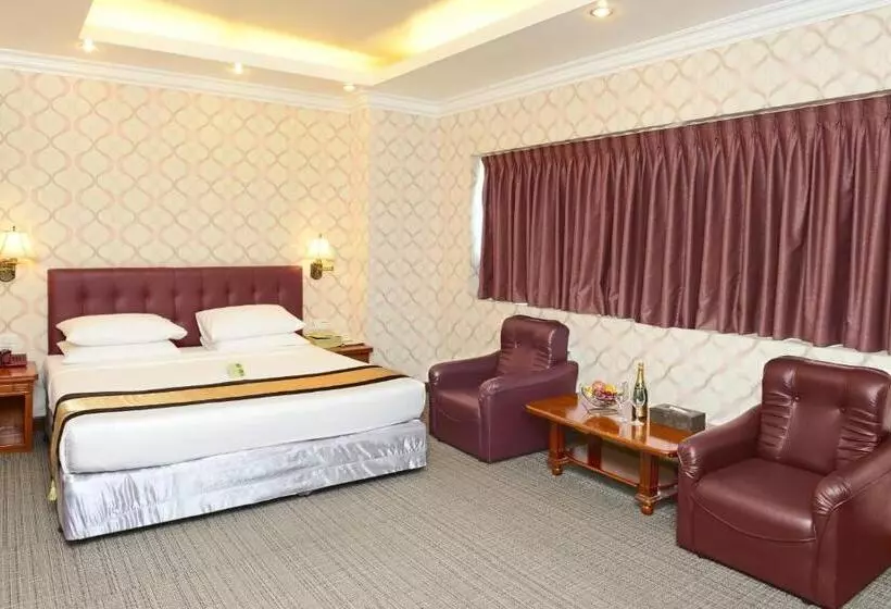 Deluxe Room with Views