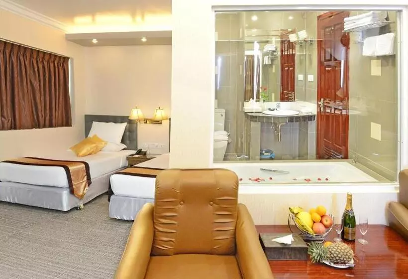 سوییت جونیور, Grand United Ahlone Branch