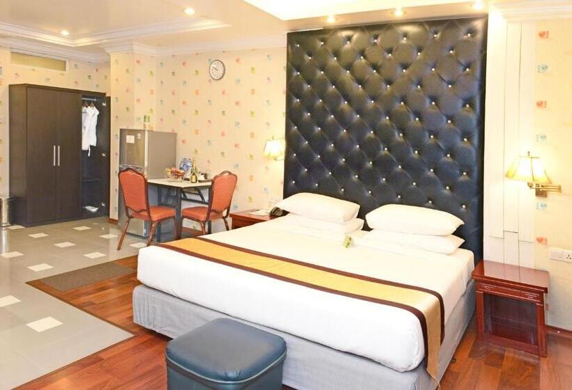 استودیوی استاندارد, Grand United Ahlone Branch