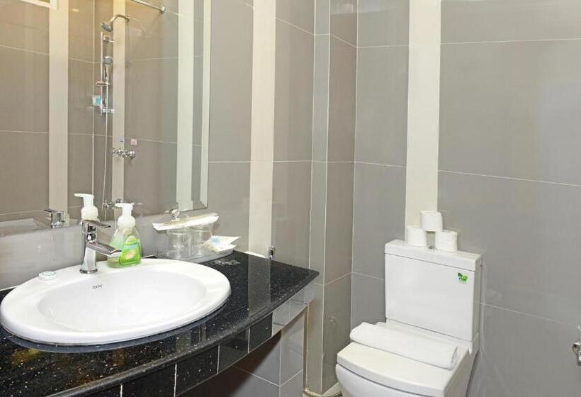 سوییت اجرایی, Grand United Ahlone Branch