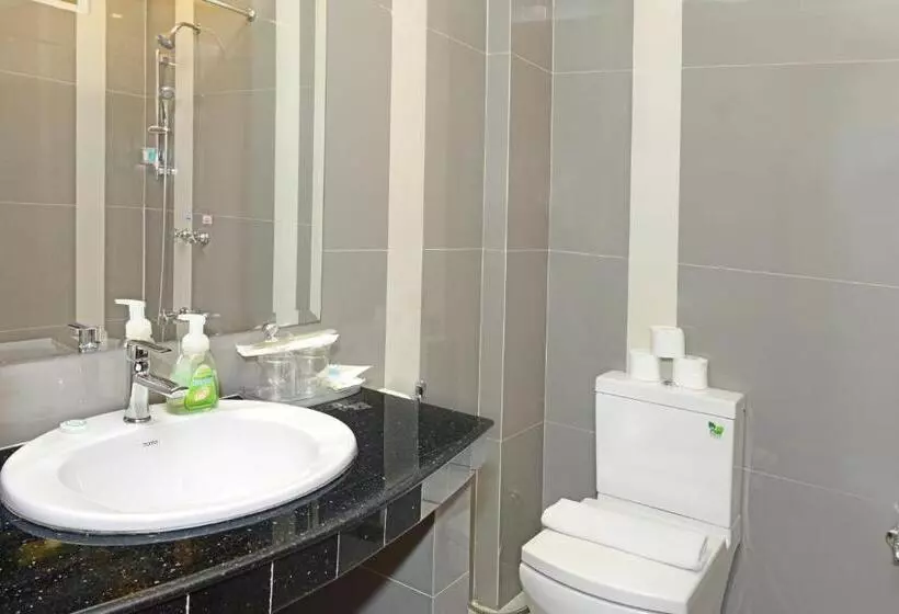 سوییت اجرایی, Grand United Ahlone Branch
