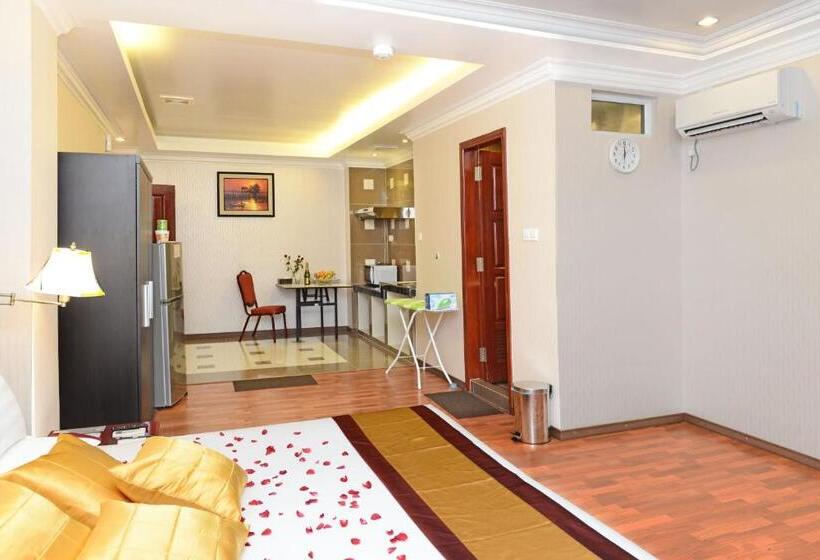 سوییت اجرایی, Grand United Ahlone Branch