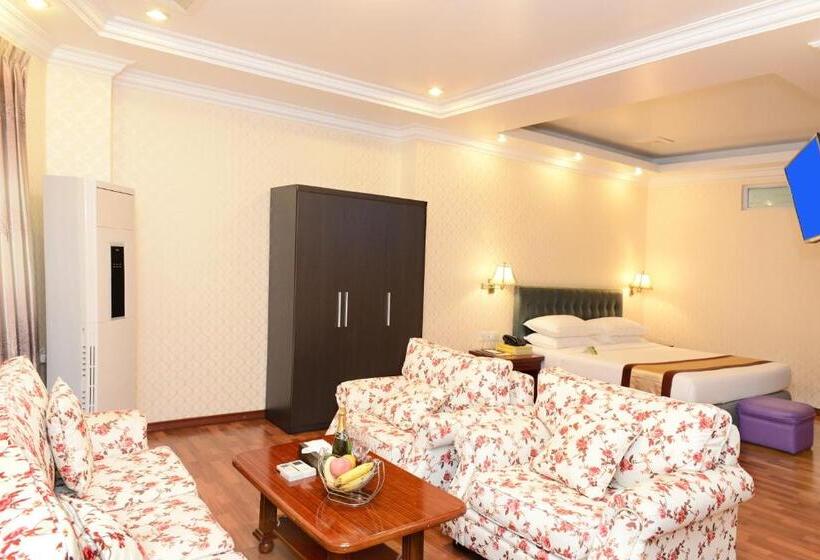 سوییت, Grand United Ahlone Branch