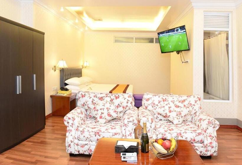 سوییت, Grand United Ahlone Branch