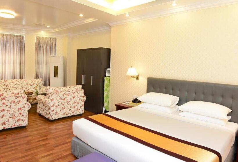 سوییت, Grand United Ahlone Branch