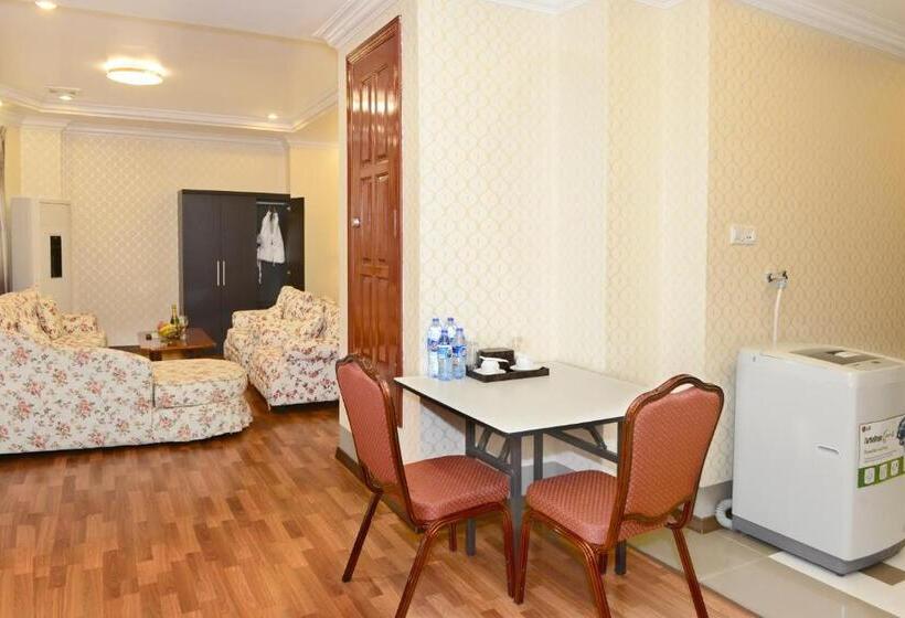 سوییت, Grand United Ahlone Branch