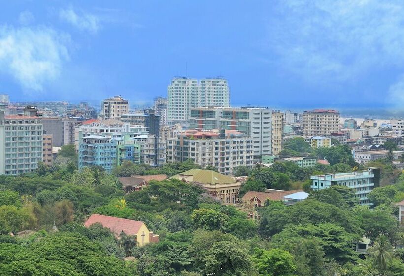 سوییت جونیور, Grand United Ahlone Branch