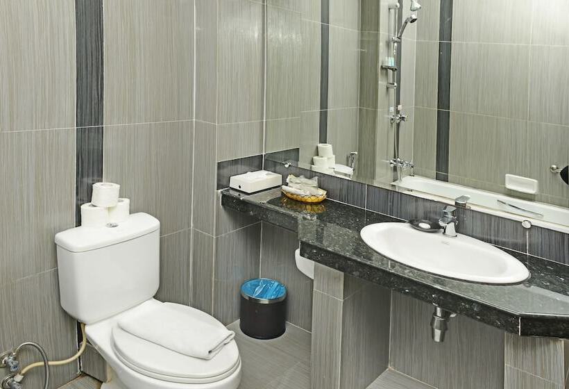 استودیوی استاندارد, Grand United Ahlone Branch