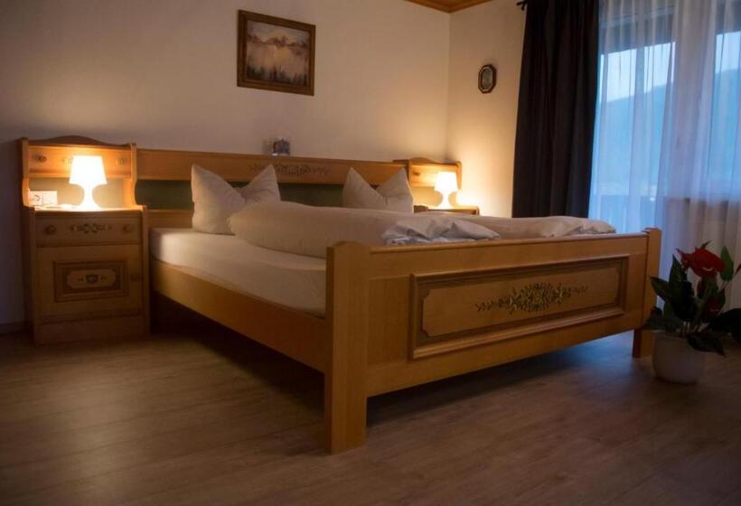 חדר סטנדרט עם מרפסת, Großbach