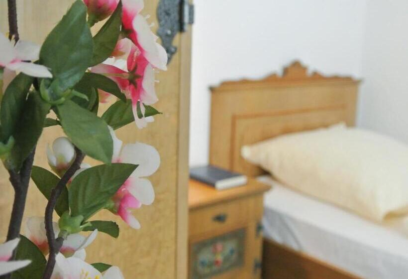 חדר סטנדרט יחיד עם מרפסת, Großbach