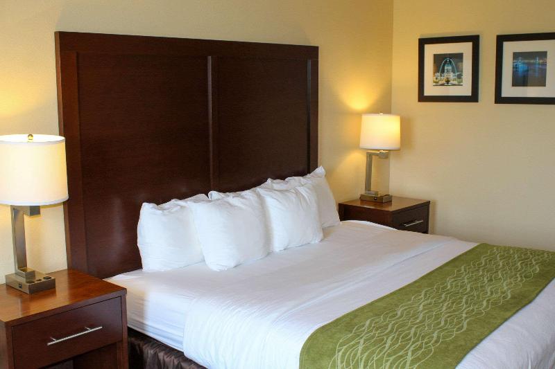 스위트, Holiday Inn Express Hotels & Suites Loma Linda, An Ihg